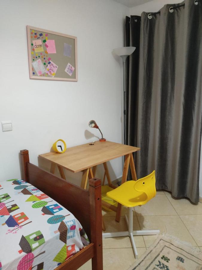 Moderne Appartement Ларач Екстер'єр фото