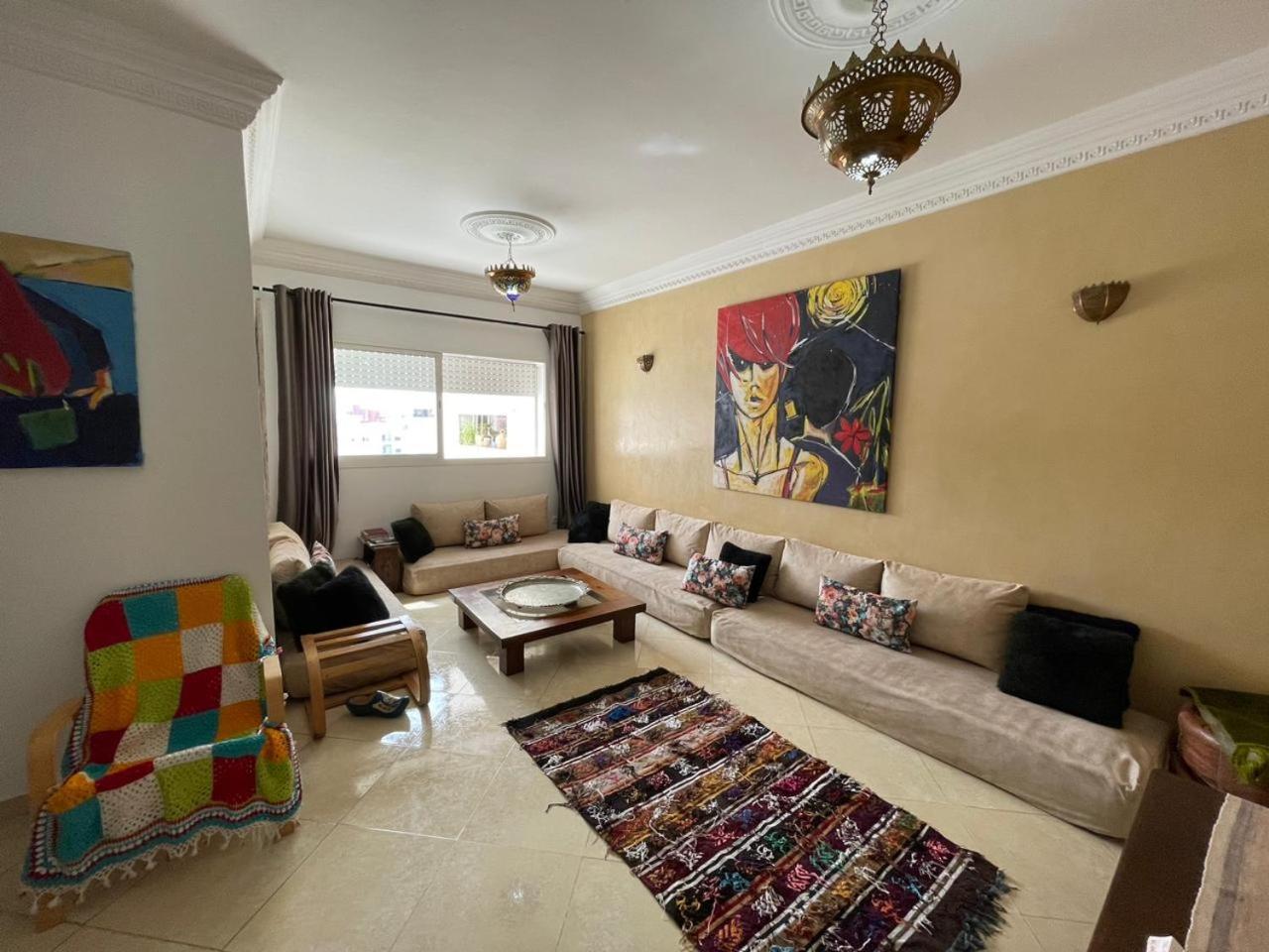 Moderne Appartement Ларач Екстер'єр фото